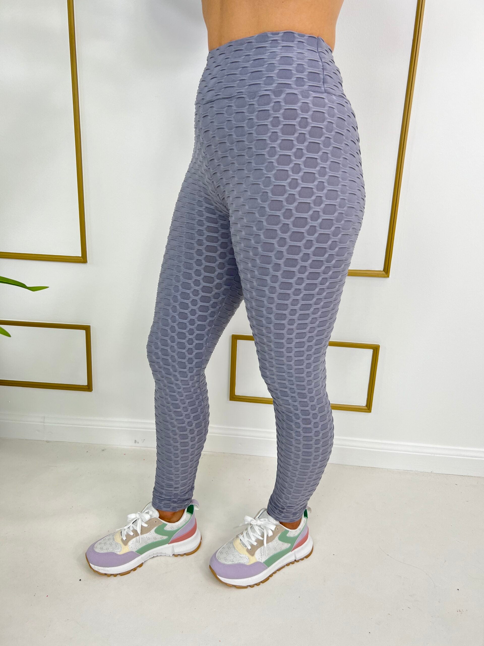 Stay Active in Style with the Amalia Waffle Leggings