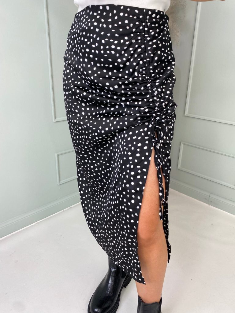 The Waverley Polka Dot Skirt: A Stunning Addition to Your Wardrobe